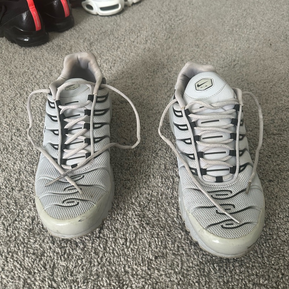NIKE AIR MAX SNEAKERS Sz 12